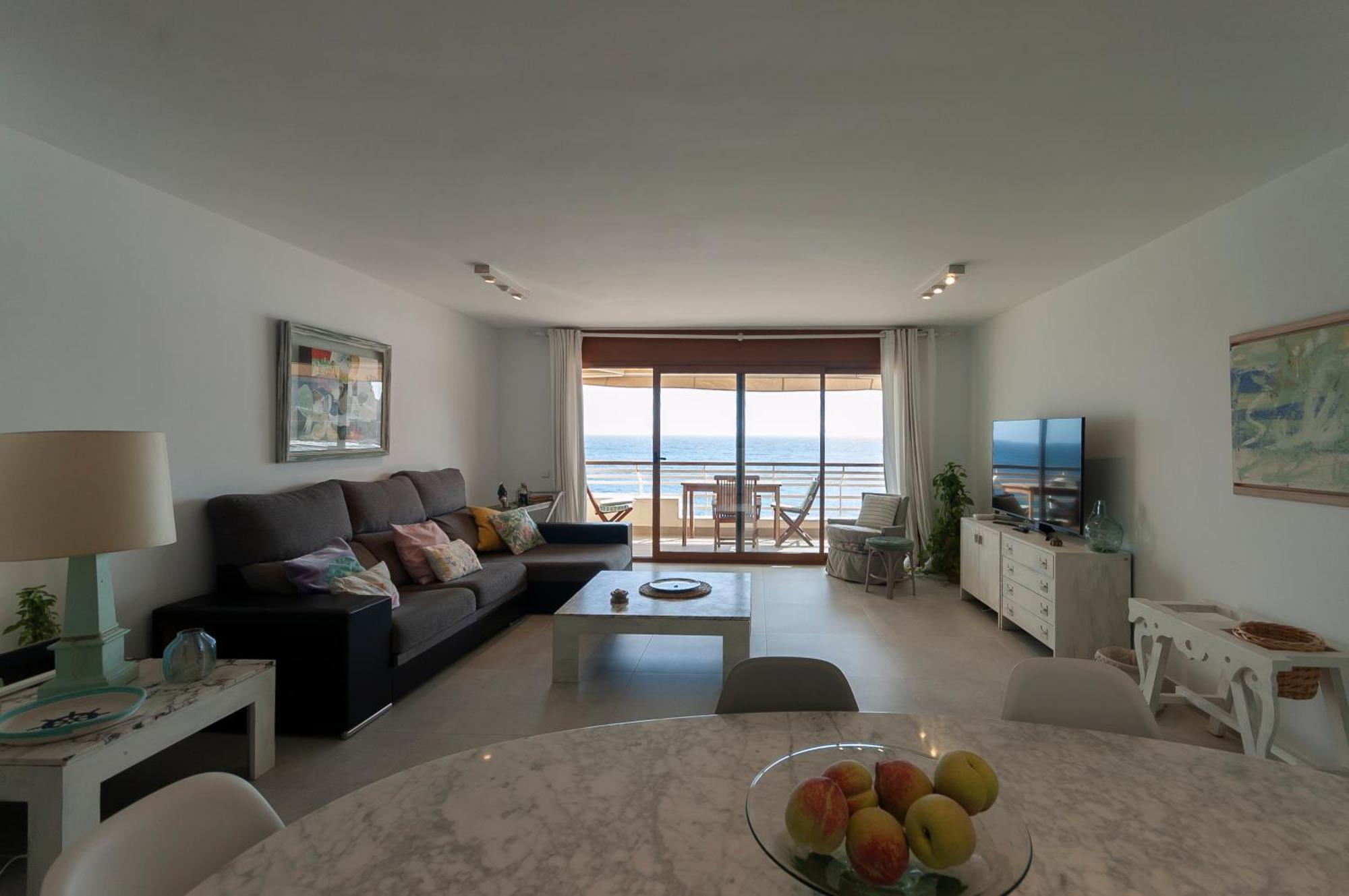 Lets Holidays Tropicana Sea Views 4 Тоса де Мар Екстериор снимка